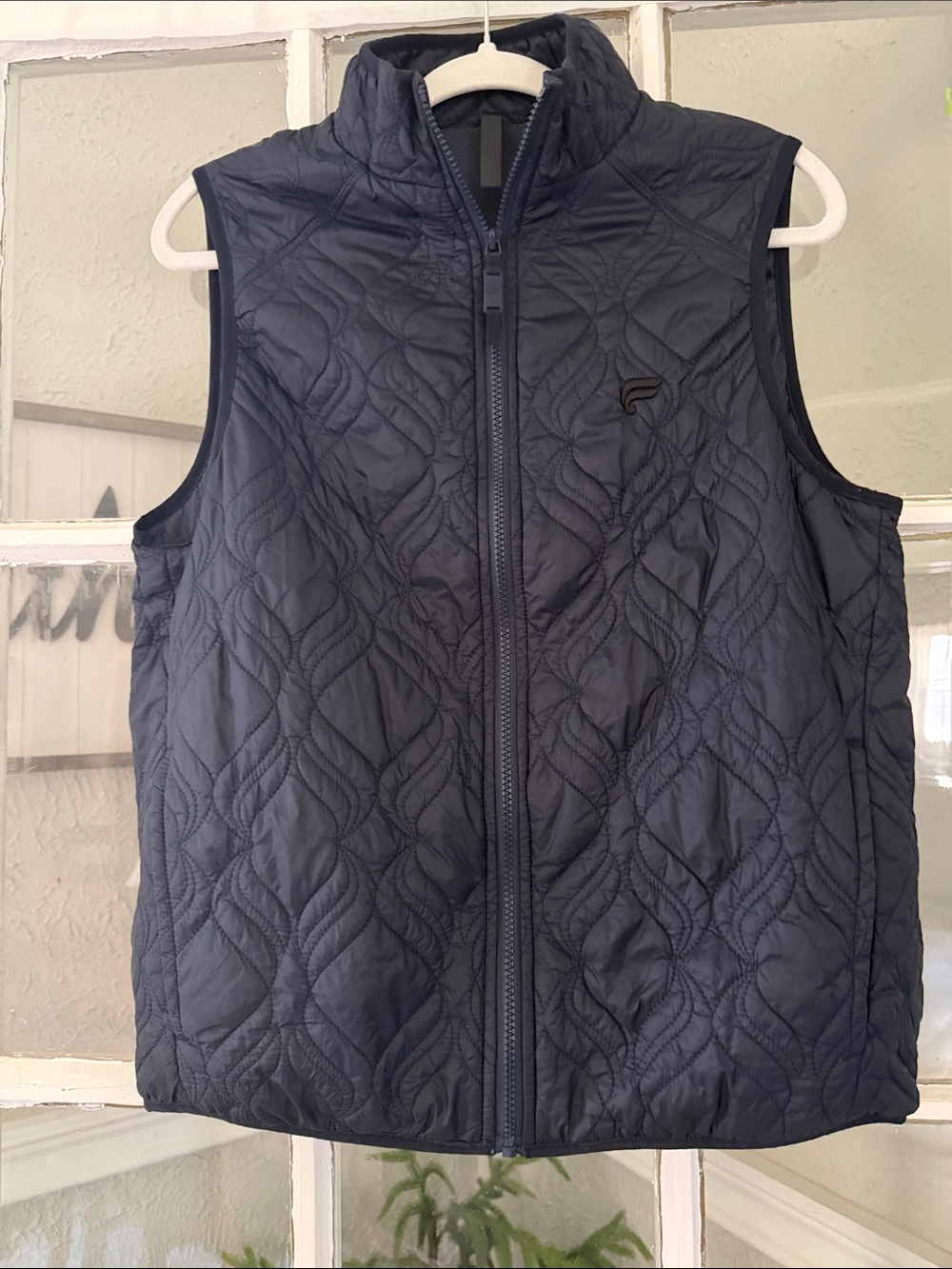 Fabletics Women’s Quilted Navy Sleeveless Vest - Lightweight Layer